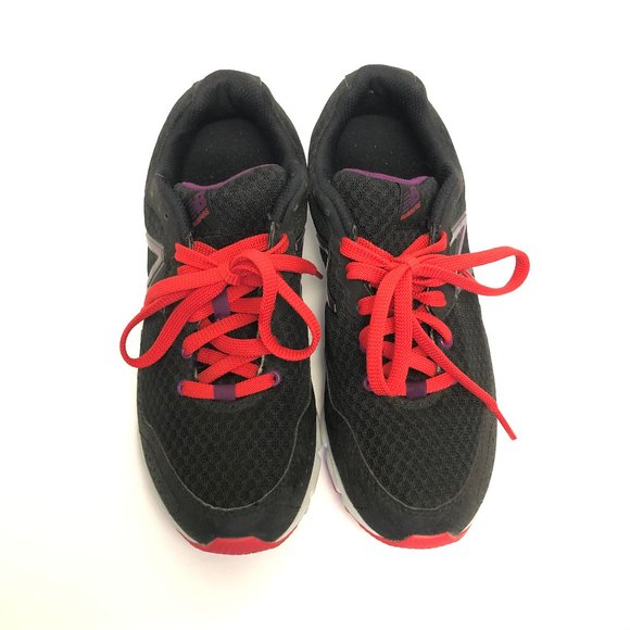 New Balance 630v4 Women Sz 8 Black Purple Red EUC - Picture 2 of 7